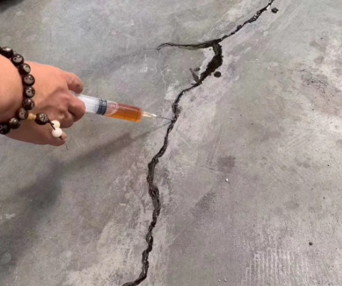 闵行混凝土裂缝修补技术详解​